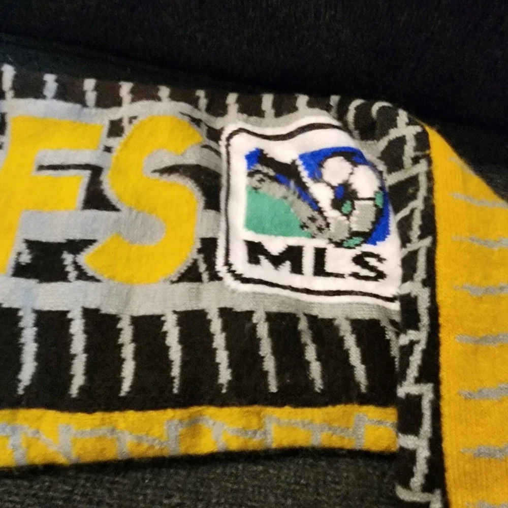Western/Eastern MLS Scarf 2013 Playoffs Continental Partner Sponsor‎ Red,Yellow
